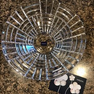 Mikasa 13” serving bowl